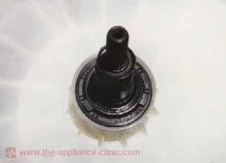 Transmission shaft with seal